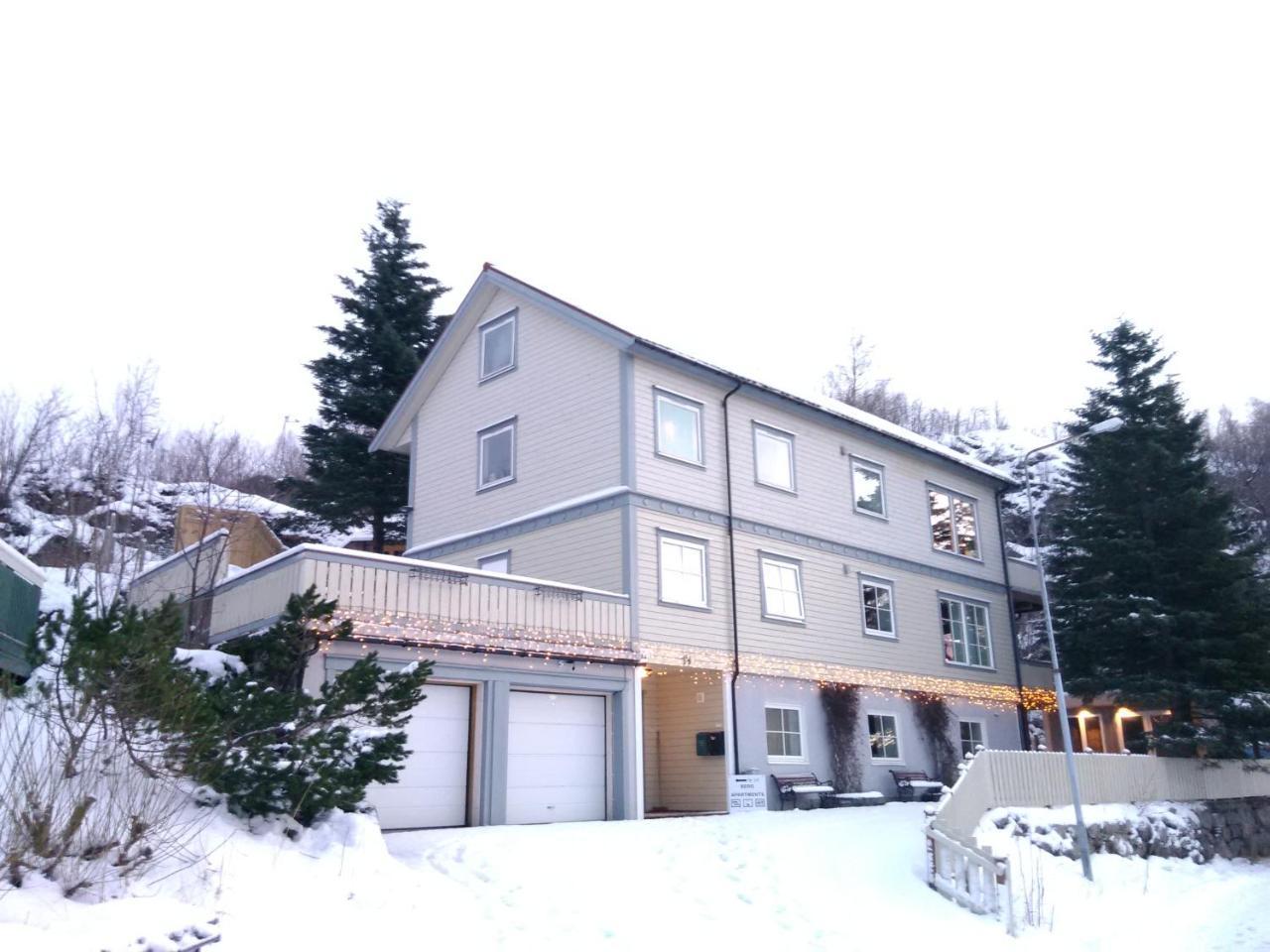 Berg Apartments Svolvaer Exterior photo